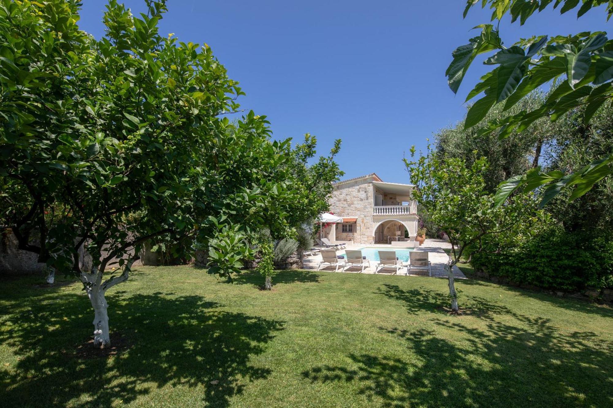 Ionian Garden Villas - Villa Pietra 바니체스 외부 사진