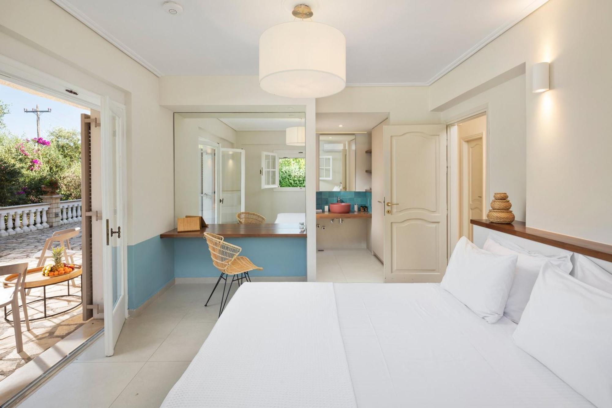 Ionian Garden Villas - Villa Pietra 바니체스 외부 사진