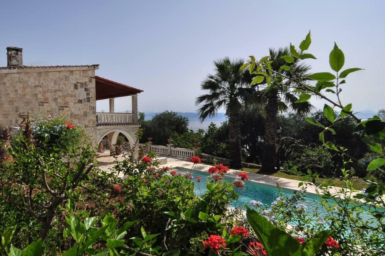 Ionian Garden Villas - Villa Pietra 바니체스 외부 사진
