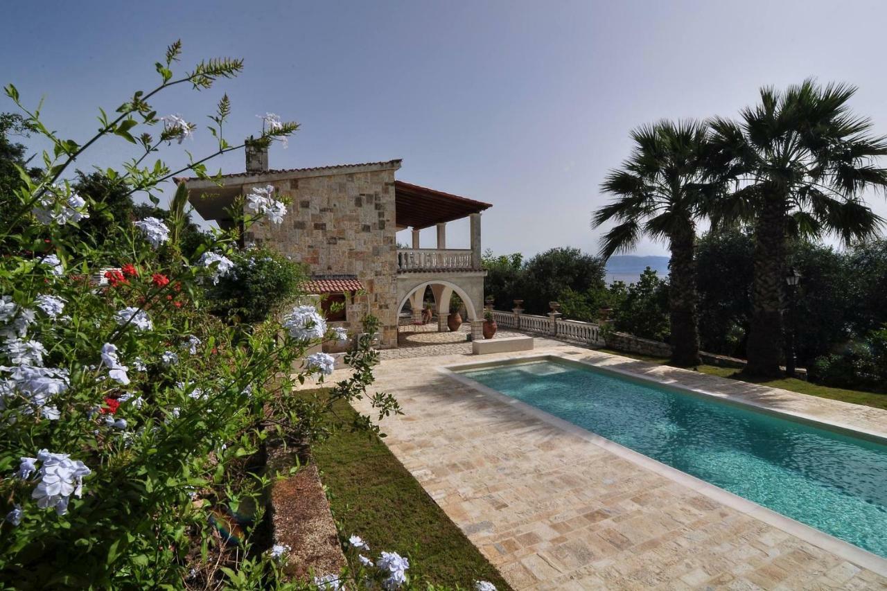 Ionian Garden Villas - Villa Pietra 바니체스 외부 사진